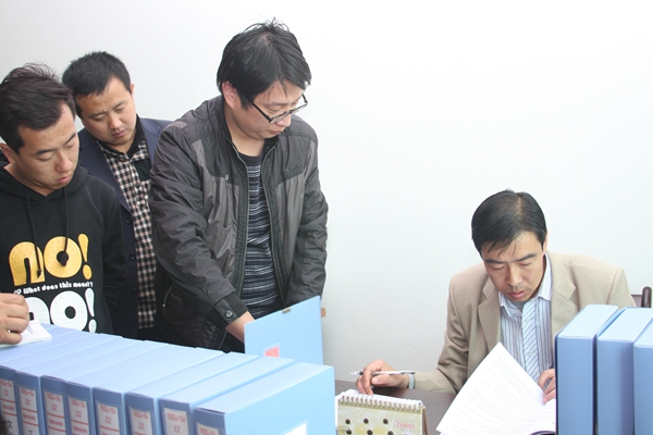 審核組分組對黨建質(zhì)量管理體系運(yùn)行情況進(jìn)行內(nèi)部審核 審核組分組對黨建質(zhì)量管理體系運(yùn)行情況進(jìn)行內(nèi)部審核